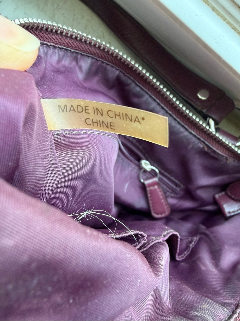 Coach burgandy bag - Picture 7 of 7